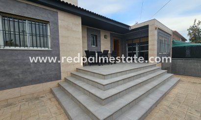 Villa independiente - Reventa - Torrevieja - Los Balcones - Los Altos del Edén