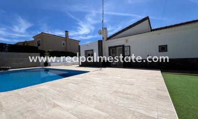 Villa independiente - Reventa - Torrevieja - Los Balcones