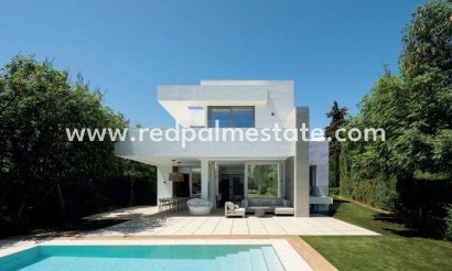 Villa - Nouvelle construction - Estepona - Paraiso Alto
