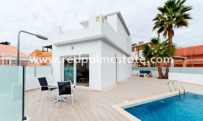 Villa - Nouvelle construction - Torrevieja - La Siesta - El Salado -  Torreta