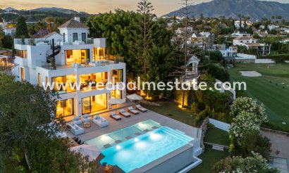 Villa - Obra nueva - Marbella - Marbella