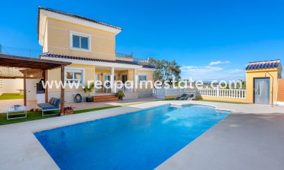 Villa - Resale - Ciudad De Las Comunicaciones - Costa Blanca