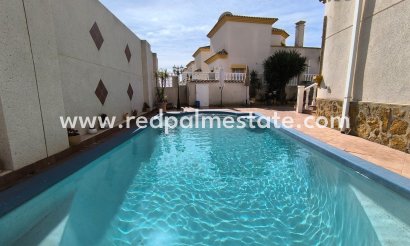 Villa - Resale - Guardamar del Segura - El Raso