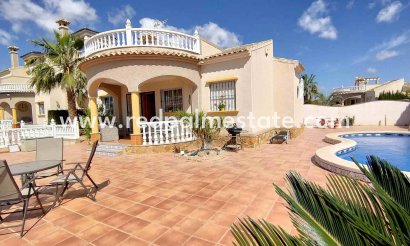 Villa - Resale - Guardamar del Segura - Urb el raso