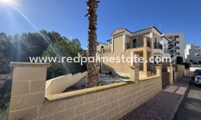 Villa - Resale - Orihuela Costa - Inland