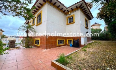 Villa - Resale - Orihuela Costa - Inland