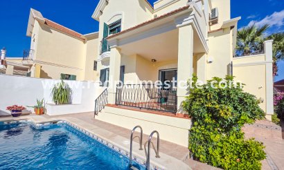 Villa - Resale - Orihuela Costa - Inland