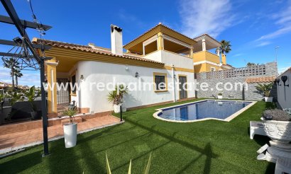 Villa - Resale - Orihuela Costa - Inland