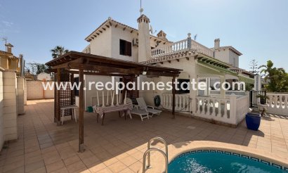 Villa - Resale - Orihuela Costa - Inland
