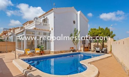 Villa - Resale - Orihuela Costa - Lomas de Cabo Roig