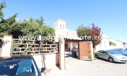 Villa - Resale -
            Orihuela Costa - MR2-97009