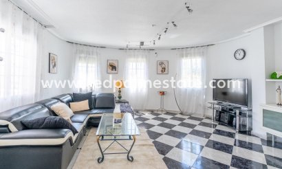 Villa - Resale - Orihuela Costa - Playa Flamenca