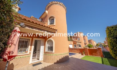 Villa - Resale - Orihuela Costa - Sportcentre