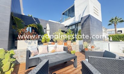 Villa - Resale - Orihuela Costa - Villamartín