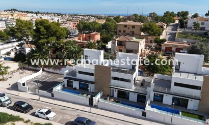 Villa - Resale - Orihuela Costa - Villamartín