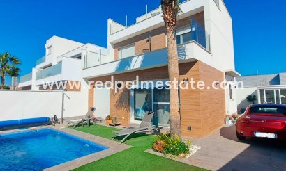 Villa - Resale - Pilar de la Horadada - Pilar de la Horadada