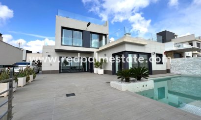 Villa - Resale - San Miguel de Salinas - Inland