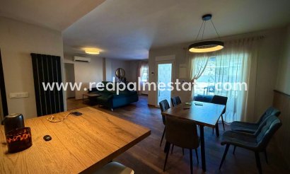 Villa - Resale - Torrevieja - Barrio Los Balcones - Los Altos del Edén