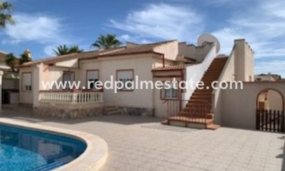 Villa - Resale - Torrevieja - Inland