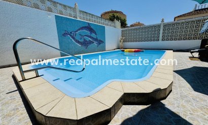 Villa - Resale - Torrevieja - La Siesta - El Salado - Torreta