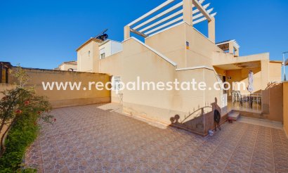 Villa - Resale - Torrevieja - Pueblo - Centro