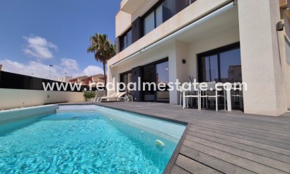 Villa - Resale - Torrevieja - Torrevieja