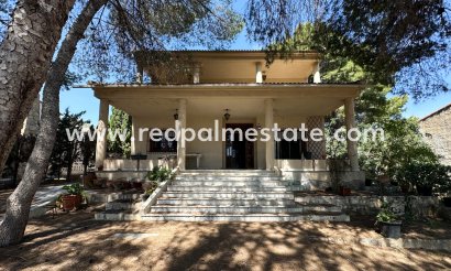 Villa - Resale - Torrevieja - Torrevieja