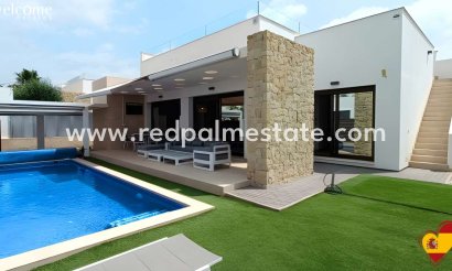 Villa - Resale - Vistabella Golf Entre Naranjos - Inland