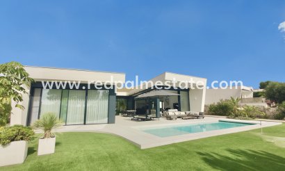 Villa - Reventa - Las Colinas Golf - Costa Blanca