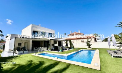 Villa - Reventa -
            Los Urrutias - MR2-64108