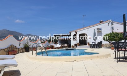 Villa - Reventa - Orba - Inland