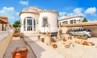 Villa - Reventa - Orihuela Costa - La Florida