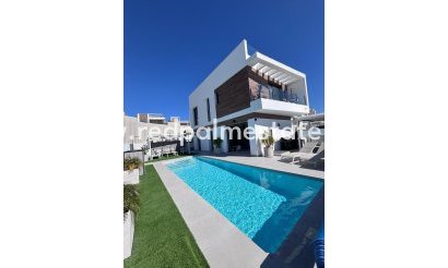 Villa - Reventa - Orihuela Costa - Villamartín