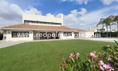 Villa - Reventa - Peraleja Golf - Inland