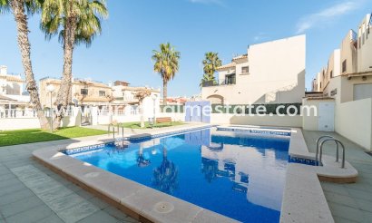 Villa - Reventa - Torrevieja - Aguas Nuevas