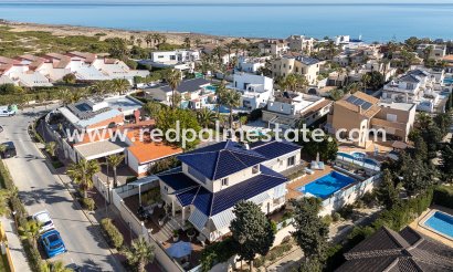 Villa - Reventa - Torrevieja - La Mata