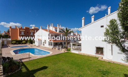 Villa - Reventa - Torrevieja - La Mata