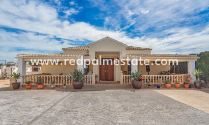 Villa - Revente - Daya Vieja - Heredades
