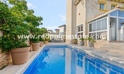 Villa - Revente -
            Orihuela Costa - CB-80261