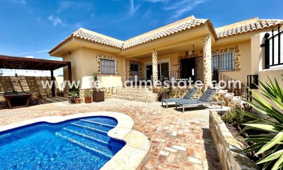 Villa - Revente - Orihuela Costa - La Zenia