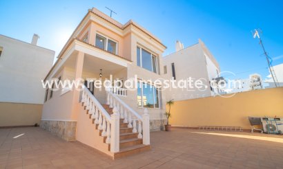 Villa - Revente - Orihuela Costa - Villamartín