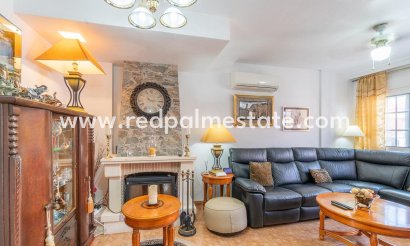 Villa - Revente - Orihuela Costa - Villamartín
