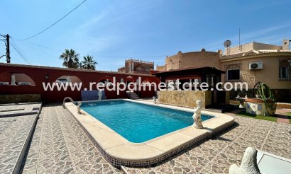 Villa - Revente - Torrevieja - Inland