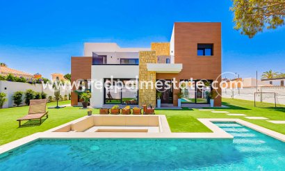 Villa - Revente - Torrevieja - La Siesta - El Salado -  Torreta