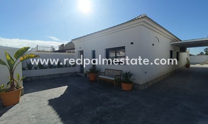 Villa - Revente - Torrevieja - La Siesta - El Salado - Torreta
