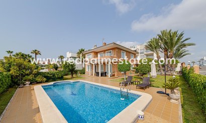 Villa - Revente - Torrevieja - La Veleta