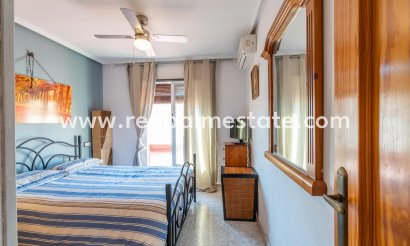 Villa - Revente - Torrevieja - Los balcones