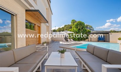 Villa - Videresalg -
            Alfas del Pi - MR2-68344