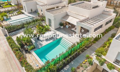 Villa - Videresalg -
            Algorfa - CB-24926