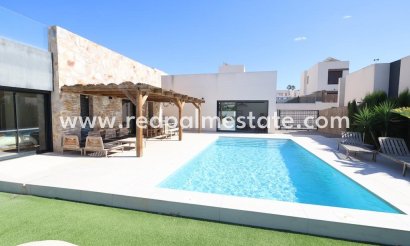 Villa - Videresalg - Algorfa - Inland